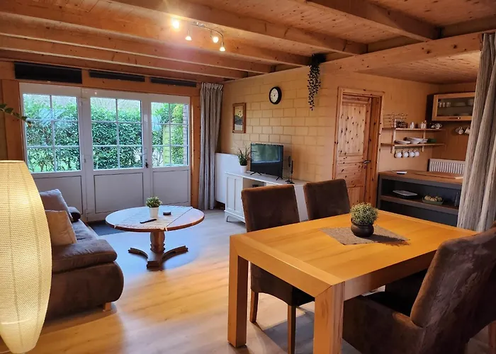Little Farm House, 25164